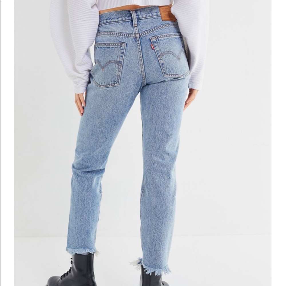 Levi’s wedgie shut up jeans